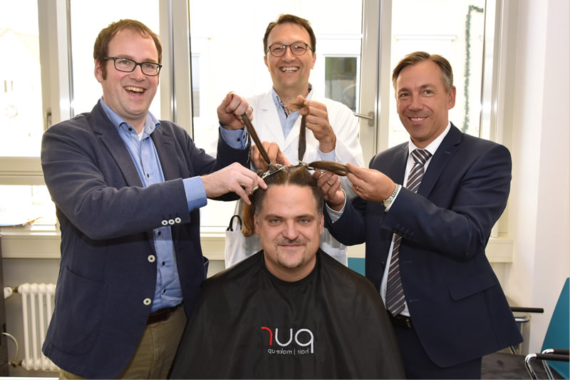 Dr. Med. Andreas Haaken Hautarzt Erlangen Schnipp, schnapp, Haare ab – für den guten Zweck - Medizin 2